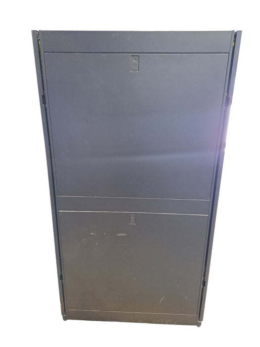 APC AR3100 NETSHELTER SX 42U 19\\" ENCLOSURE SERVER RACK CABINET DATA RACKS