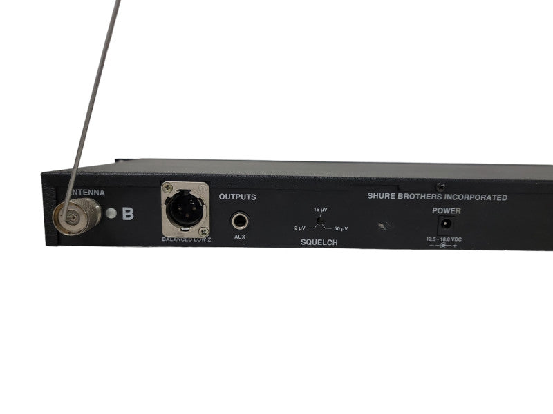 Shure SLX4 CE Diversity Receiver W/ Power Supply