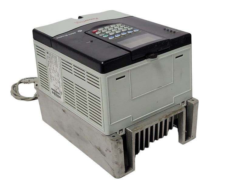 ALLEN BRADLEY 20AD5P0A0AYNNNC0 POWERFLEX 70 AC Drive, READ _