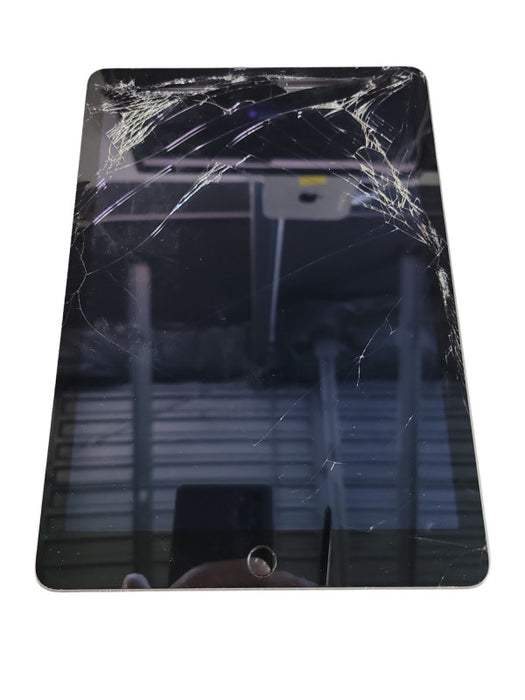 Apple iPad 5th Gen 32GB (A1822) - READ Î