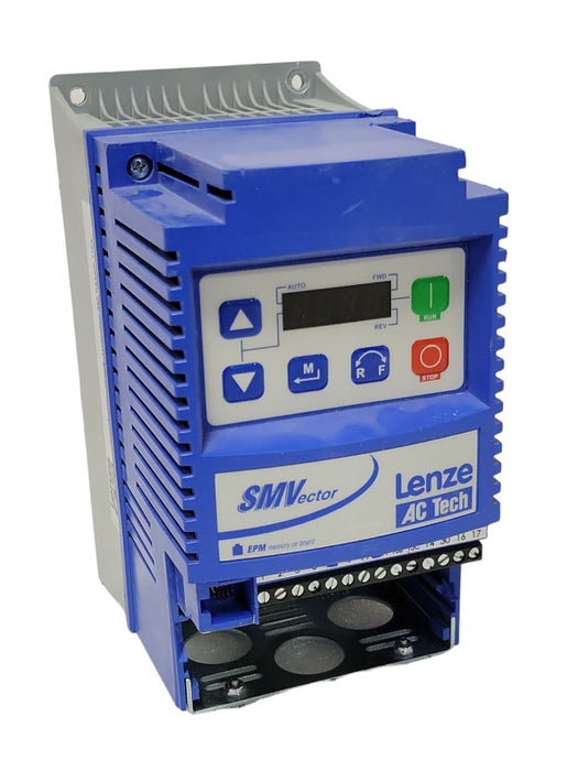 Lenze AC Tech 13630314 ESV402N06TXB, READ _