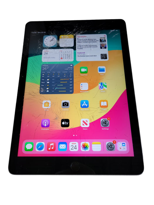 Apple iPad 6th Gen 32GB (A1893) - READ Î