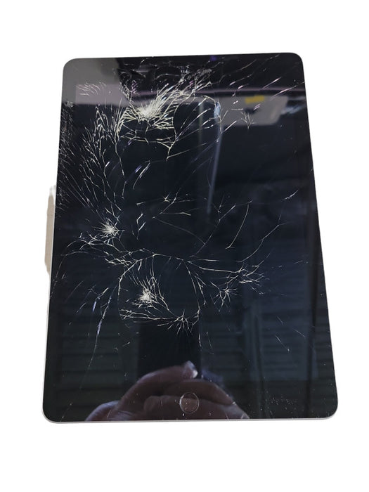 Apple iPad 6th Gen 32GB (A1893) - READ Î