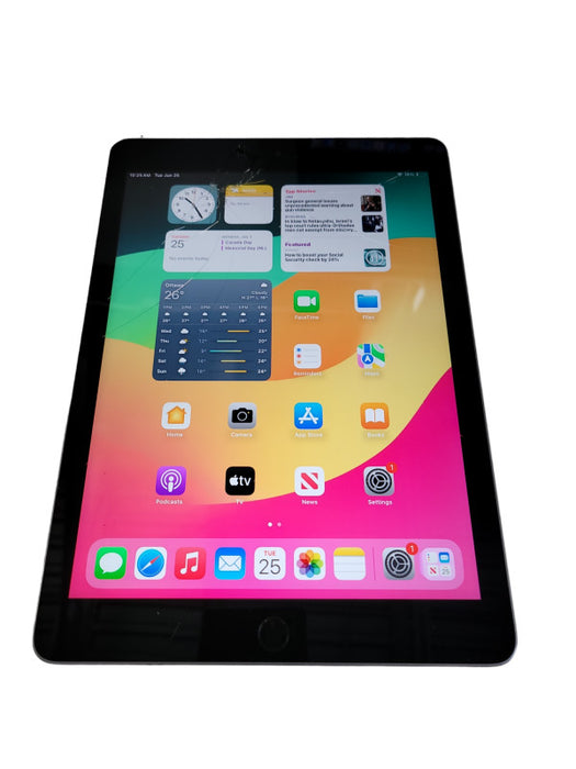 Apple iPad 6th Gen 32GB (A1893) -READ Î