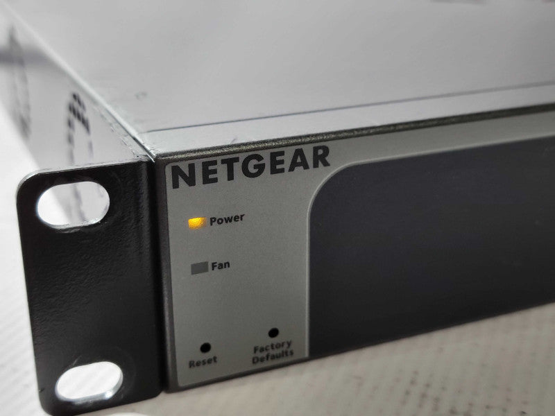NETGEAR ProSafe XS712T 12 Port 10 GB Smart Switch, READ _