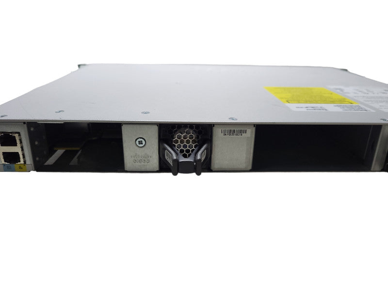 Cisco C9200-48P-E Catalyst 48-Port PoE+ Switch READ $