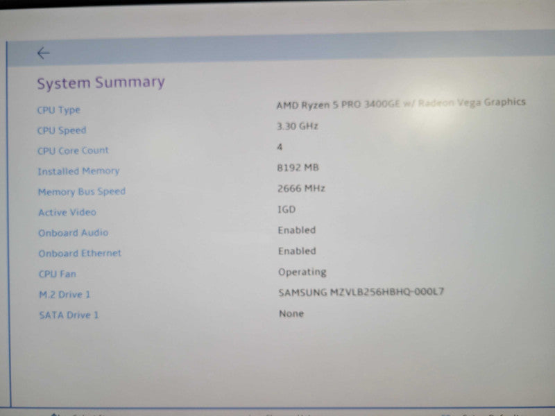 Lenovo M75q-1 USFF | Ryzen 5 PRO 3400GE @ 3.30GHz 4C, 8GB DDR4, 256GB NVMe !