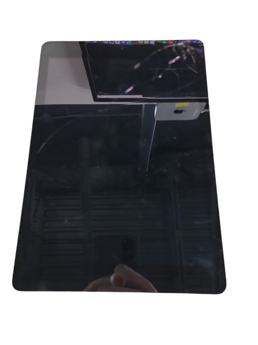 Apple iPad 6th Gen 32GB (A1893) - READ Î