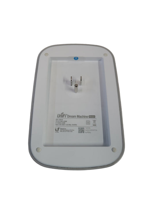 Ubiquiti UniFi BeaconHD Dual Band 802.11ac 4x4 MU-MIMO Mesh Point Q%