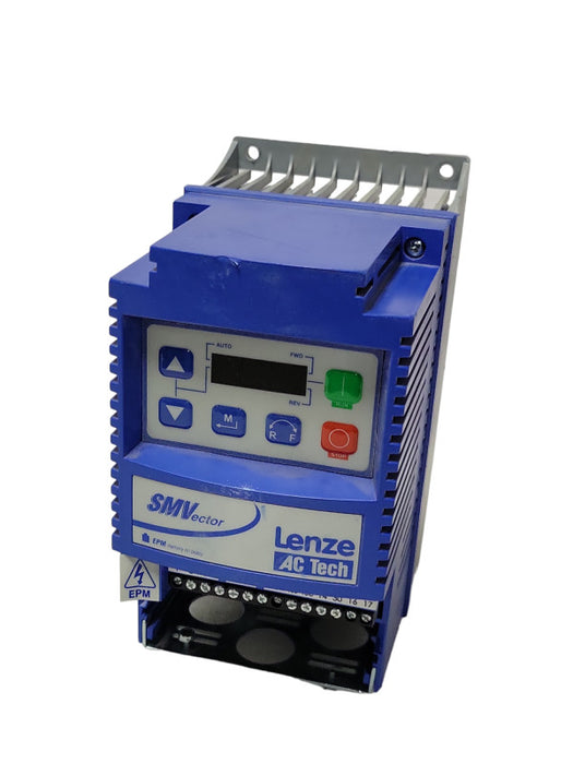 Lenze Ac Tech ESV222N06TXB SMVector 3Hp 600v, READ _