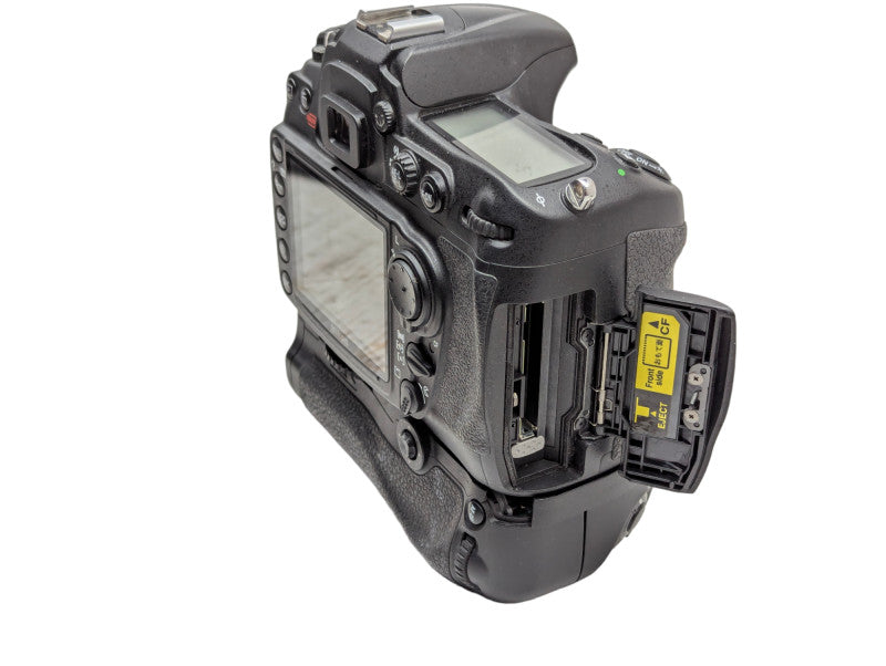 Nikon D300 Digital SLR Camera Please READ  -