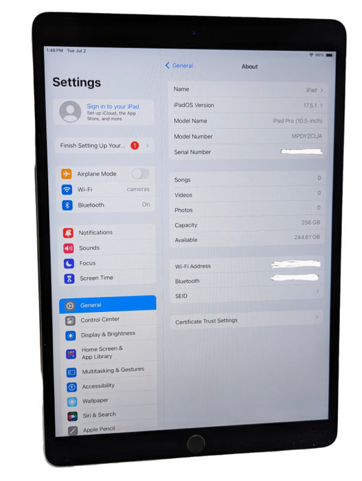 Apple iPad Pro (10.5-inch) 1st generation 256GB A1701 UNLOCKED  Q-
