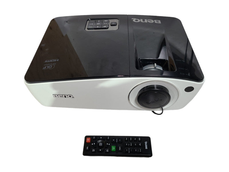 BenQ MX661 Projector, 261 Lamp Hours w/ Remote & Bag