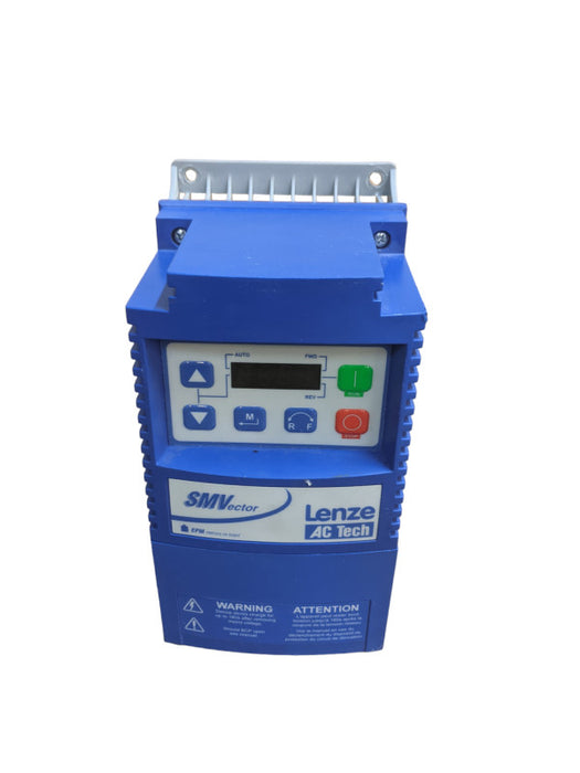 Lenze SMVector AC Tech 13622810 ESV751N02YXB *READ*