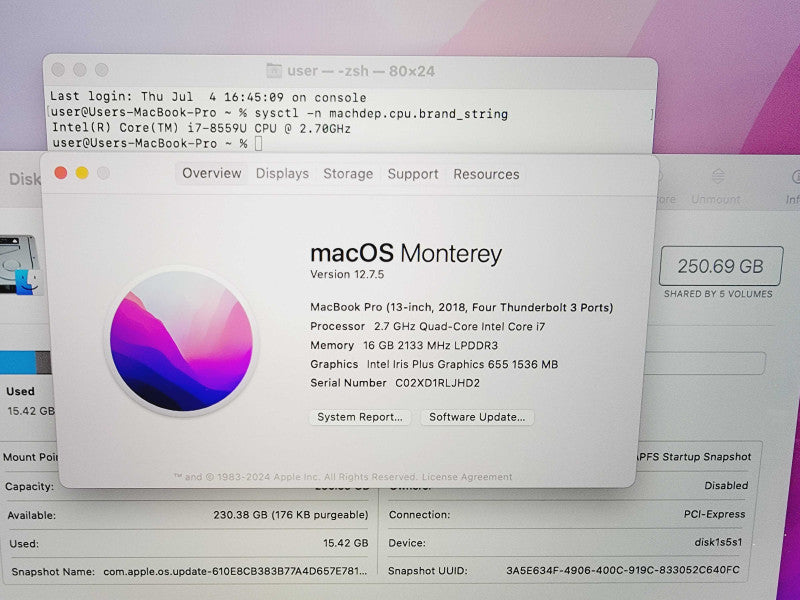 Apple Macbook Pro 2018 13\\" 4-Core i7-8559U @ 2.7GHz 16GB DDR3 256GB SSD (