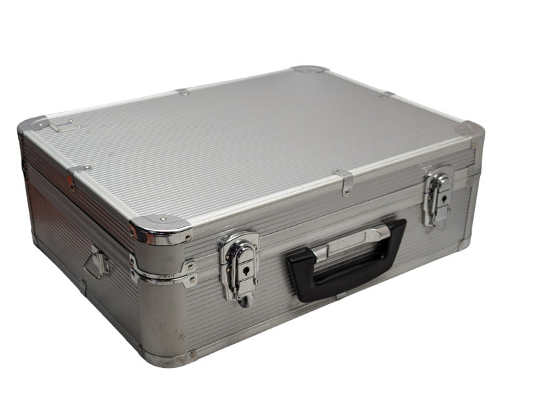 Very nice Dorr 34x27x14.5cm Medium Aluminum Brief Case with foam -