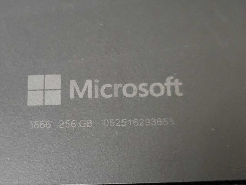 Microsoft Surface Pro 7 (1866) Core i5-1035G4 1.1GHz, 8GB, 256GB SSD w/ Power Q_ Lap200