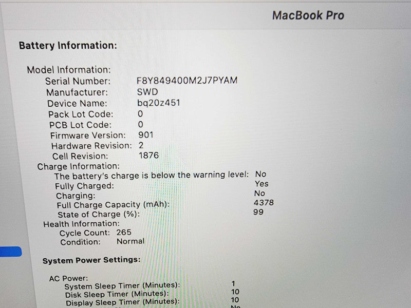 Apple Macbook Pro 2019 13\\" 4-Core i7-8569U @ 2.7GHz 16GB DDR3 256GB SSD (