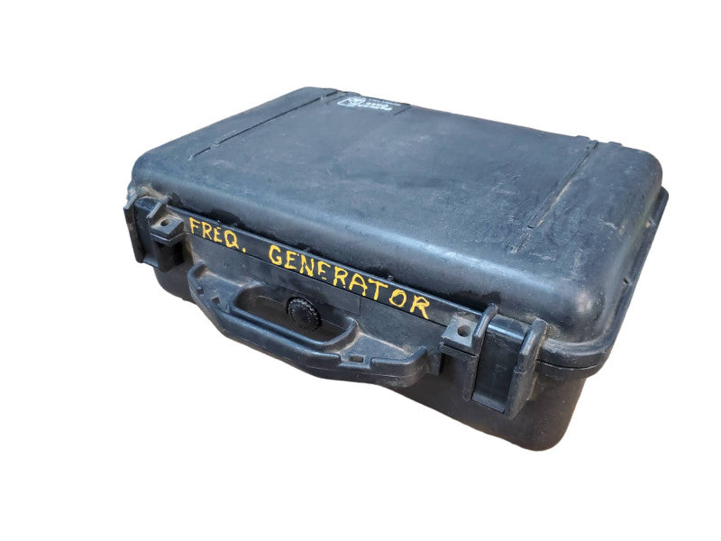 HP 8111A Pulse/Function Generator w/ Case and Accessories @