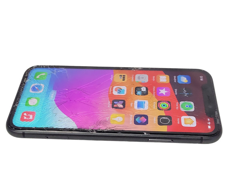 Apple iPhone 11 64GB unlocked phone READ description _