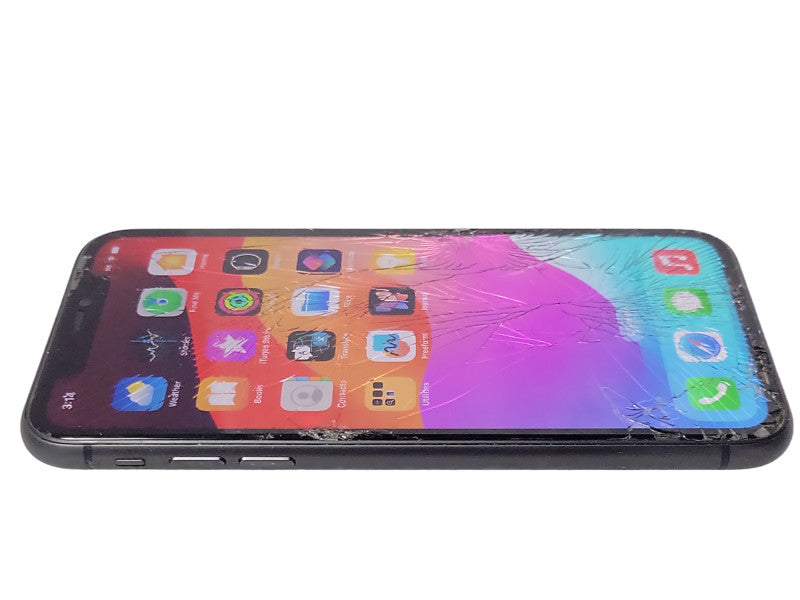 Apple iPhone 11 64GB unlocked phone READ description _