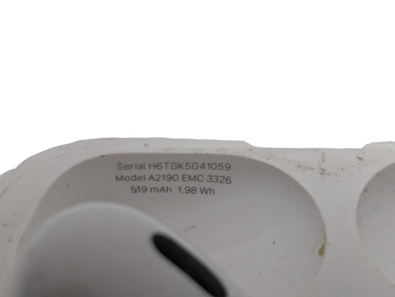 Apple AirPods Pro A2190 Please READ  Q-