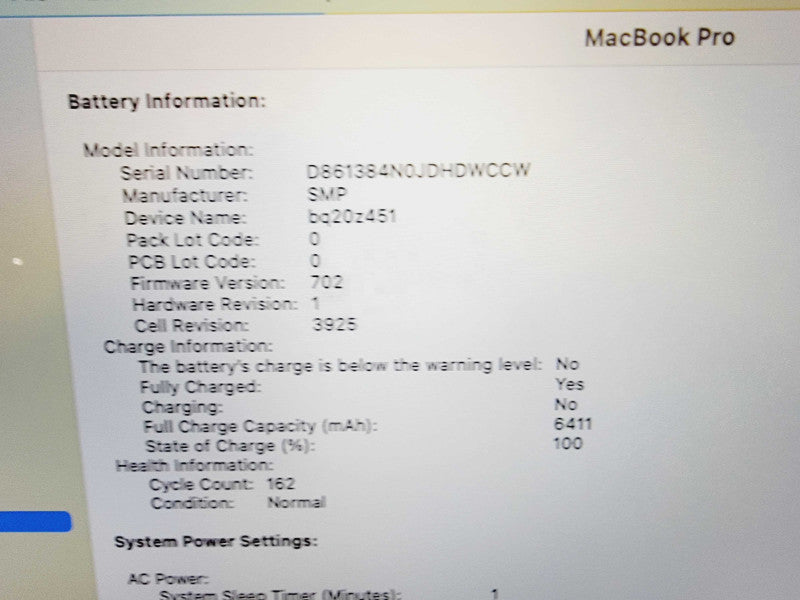 Apple Macbook Pro 2017 15\\" 4-Core i7-7700HQ @ 2.8GHz 16GB DDR3 256GB SSD Radeon Pro 555 2GB [Read] (