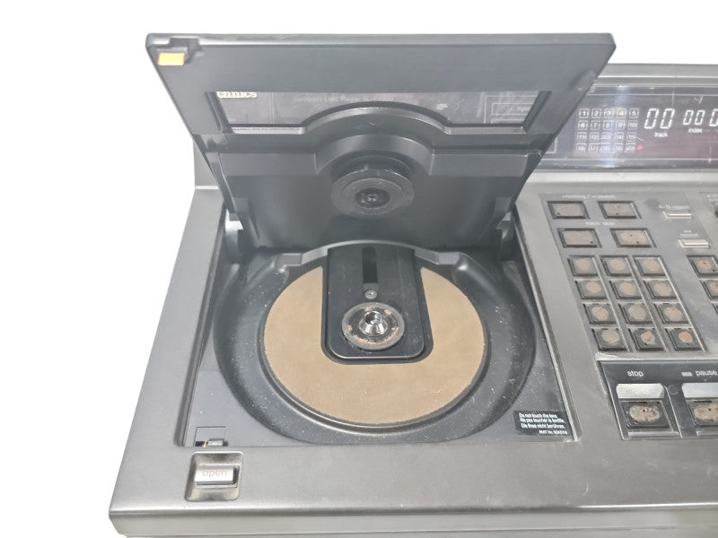 Technics Compact Disk Player SL-P1300-KM 1989