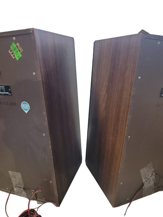 Vintage Pioneer CS-100A Pair of Speakers
