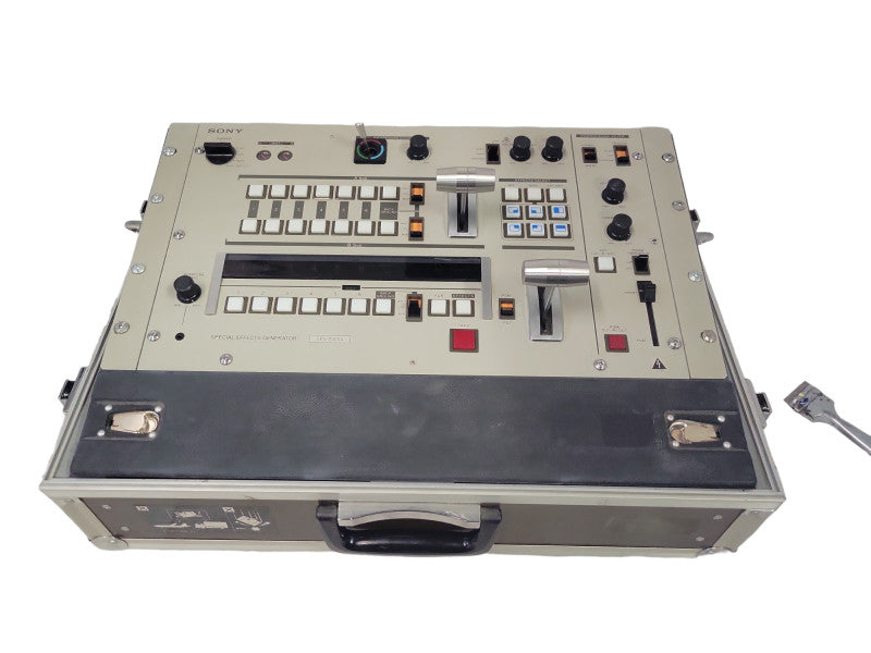 Sony Special Effects Generator SEG-2000A, Downstream Keyer + Case %