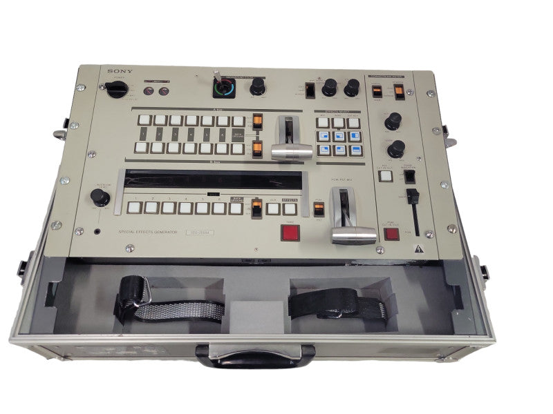 Sony Special Effects Generator SEG-2000A, Downstream Keyer + Case %