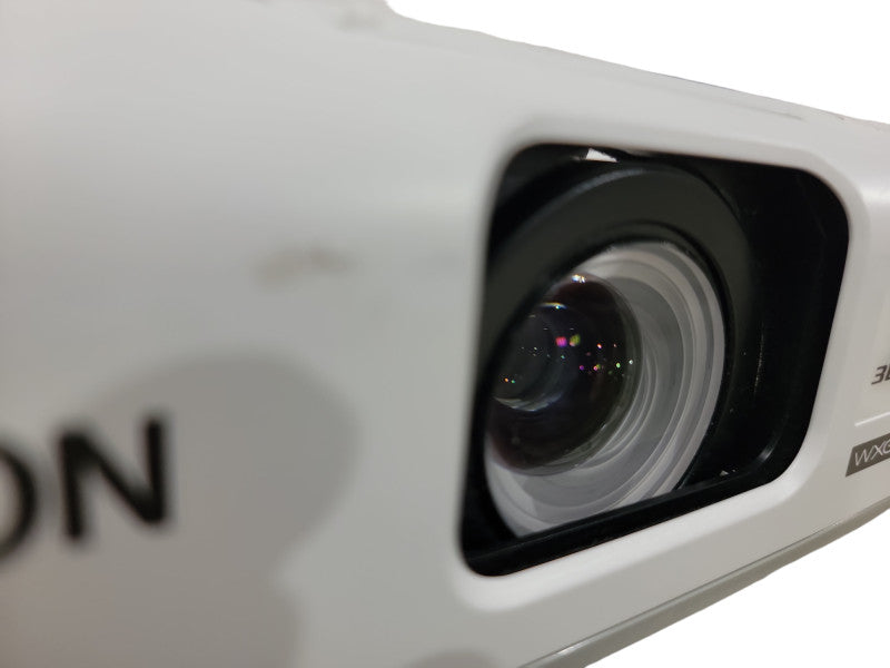 Epson PowerLite 915W H388A 3200 Lumens LCD Home Theater Projector | 987Hours