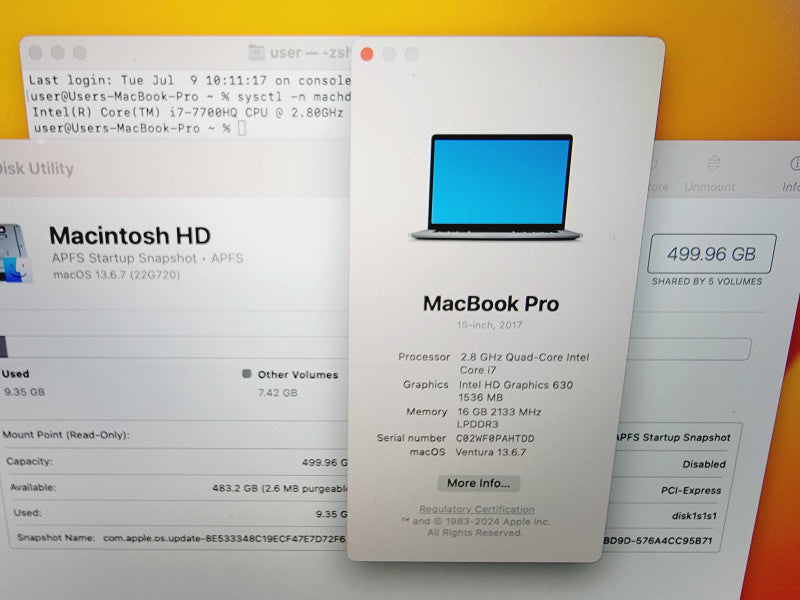 Apple Macbook Pro 2017 15\\" 4-Core i7-7700HQ @ 2.8GHz 16GB DDR3 512GB SSD Radeon Pro 555 2GB (