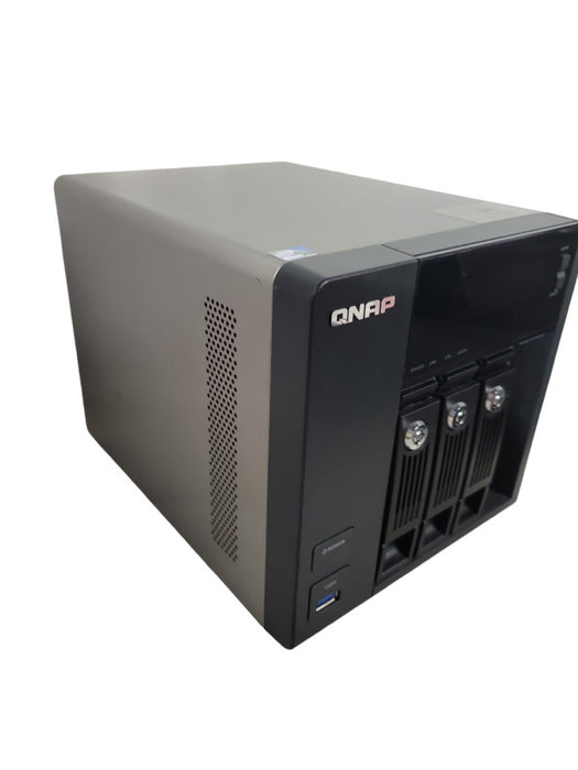 QNAP TS-459 Pro II 4-Bays NAS, 3GB RAM, 2x 3TB 3.5\\"HDDs !