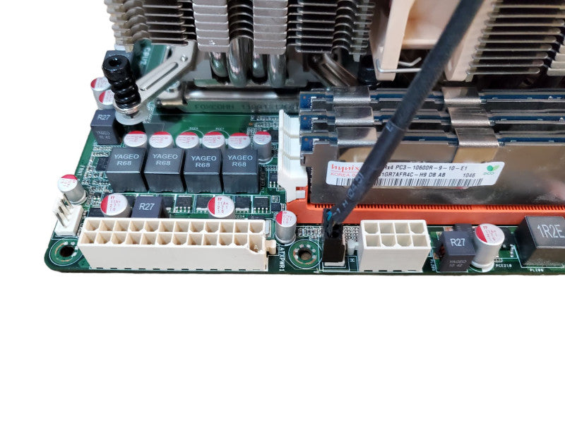 Motherboard Combo - Asus Z8NA-D6C 2x Xeon E5620 48GB DDR3 RAM *READ @