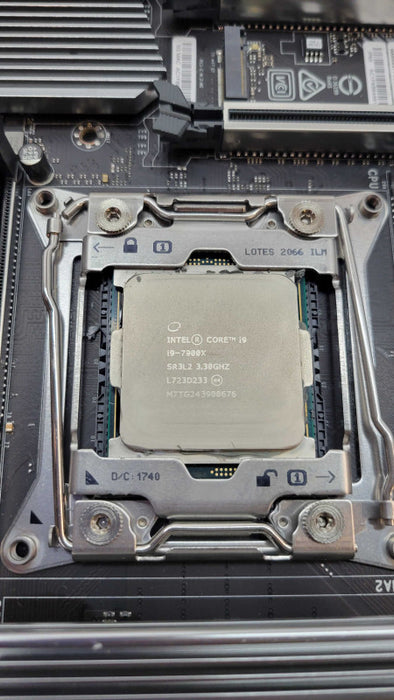 Intel Core i9-7900X | SUPERMICRO C9X299-RPGF %