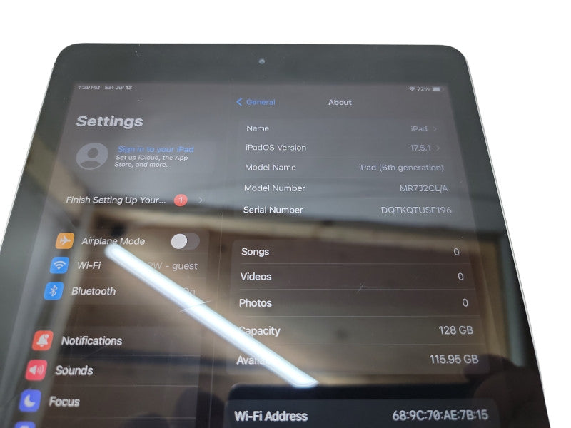 Apple iPad 6th Gen - 128GB - Gray [Read] (
