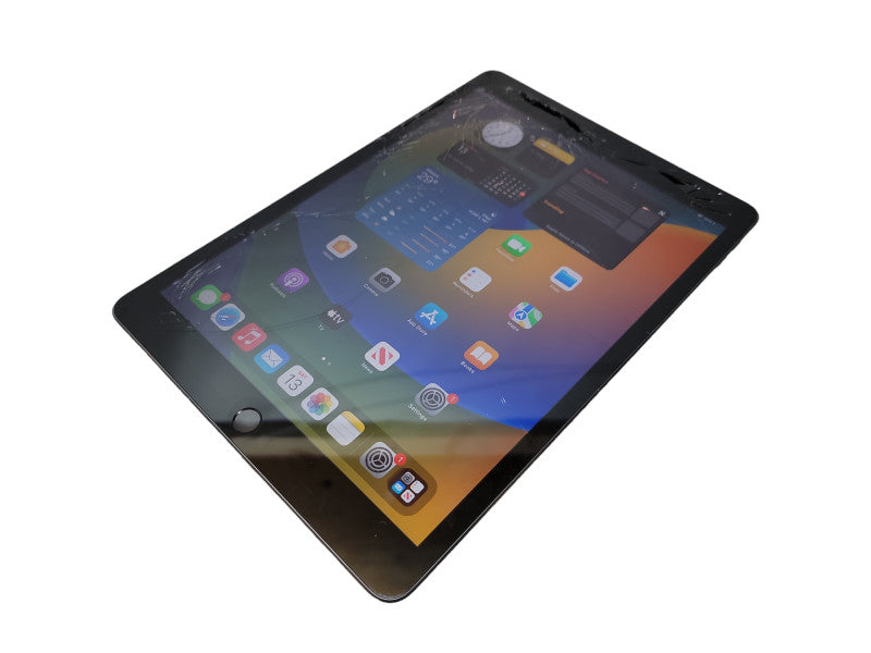 Apple iPad 8th Gen - 32GB - Space Gray (