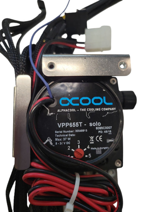 Custom 2U LGA2066 Liquid Cooling Setup %\t %