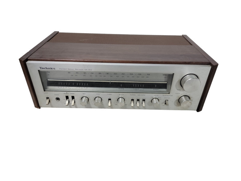 Vintage Technics SA-303 Stereo Receiver
