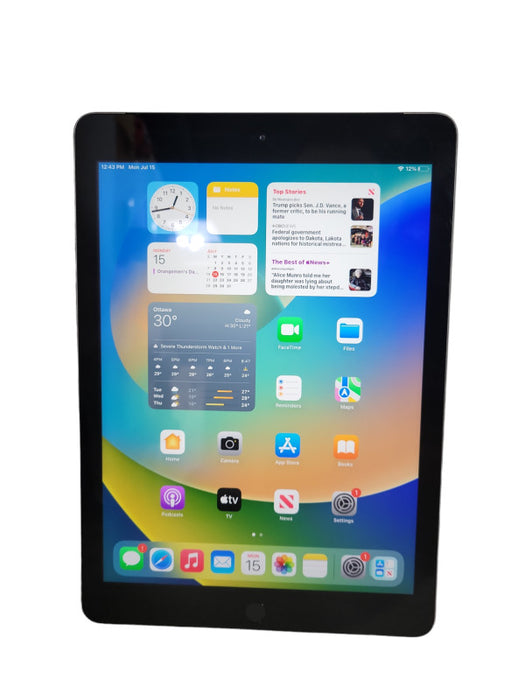 Apple iPad 5th Gen 128GB (A1823) !