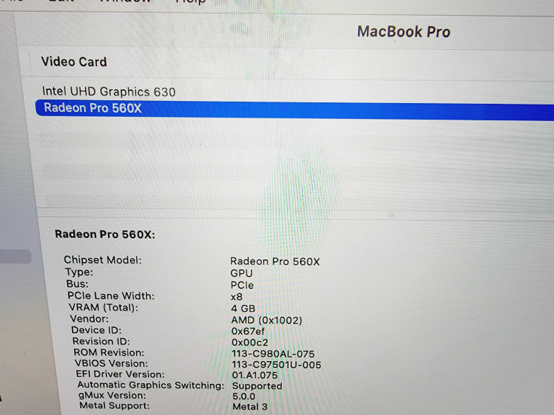 Apple Macbook Pro 2018 15\\" 6-Core i7-8850H @ 2.6GHz 16GB DDR4 512GB SSD Radeon Pro 560x 4GB (