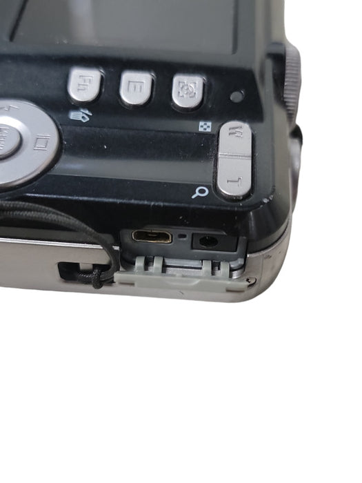 Samsung S860 8.1MP Digital Camera Black