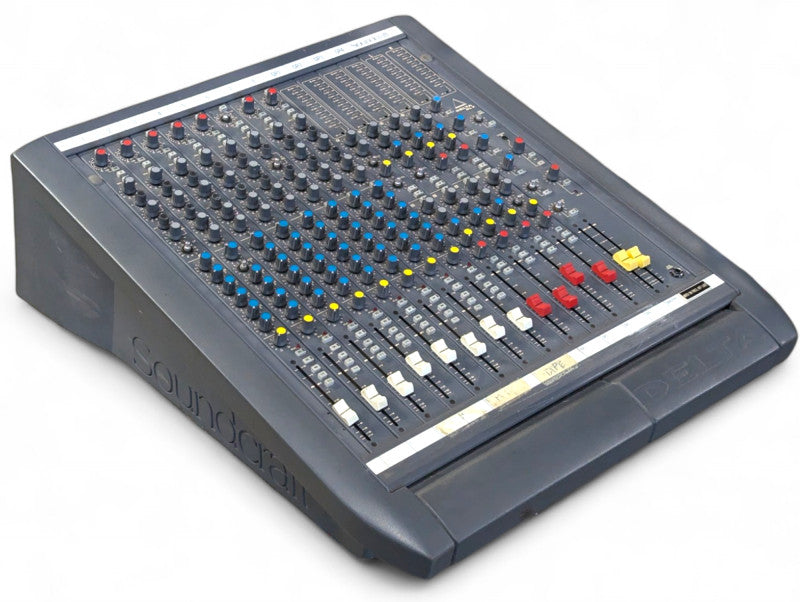 DELTA DLX Soundcraft mixer  -