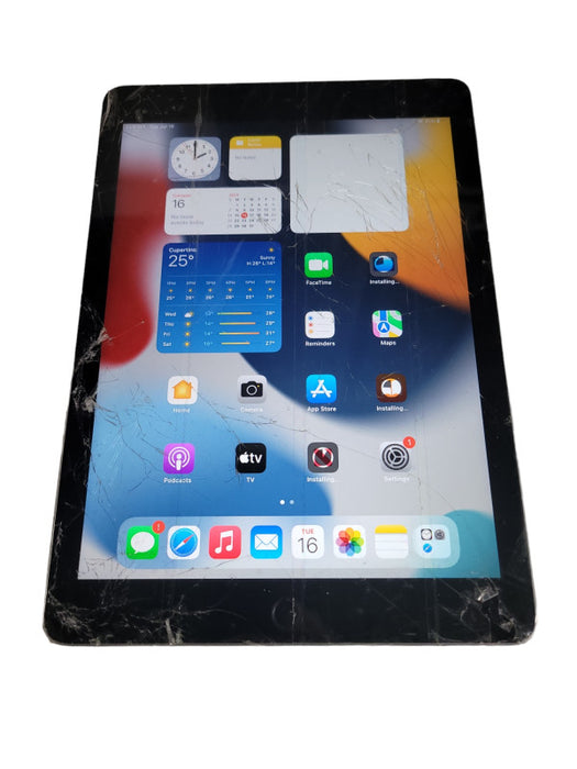 Apple iPad 6th Gen 32GB (A1893) - READ Î