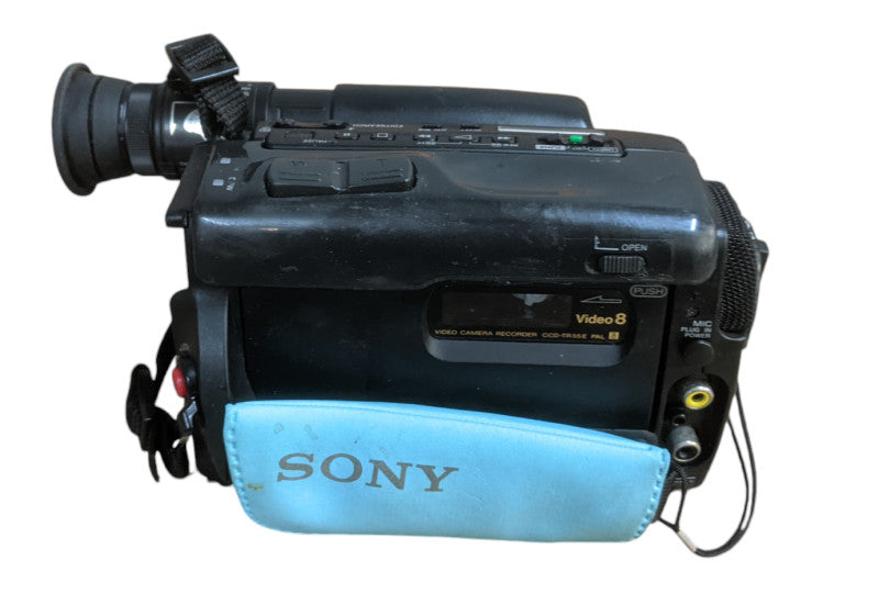 Sony CCD-TR55E | Video Camera Recorder | No Battery | *READ*