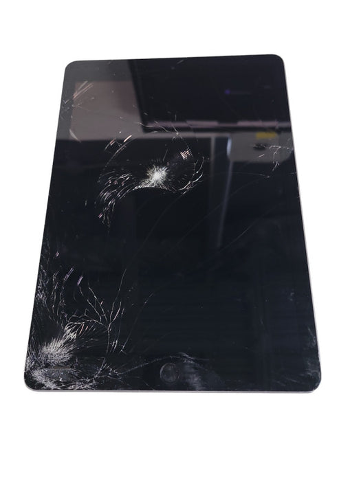 Apple iPad 6th Gen 128GB (A1893) - READ Î