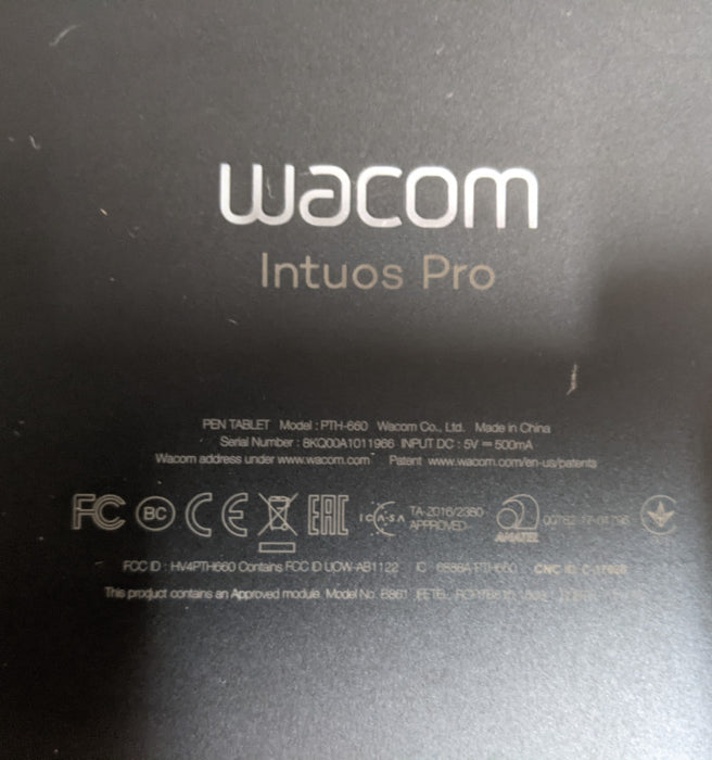 Wacom PTH660 Intuos Pro Graphic Tablet