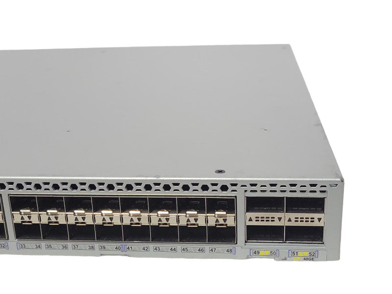 Brocade BR-VDX6740-24-R 48x 1/10GbE SFP+ + 4x 40Gb QSFP+ Switch READ _