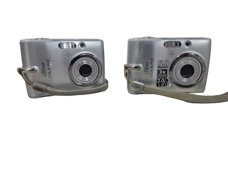 Batch of 2x Nikon Coolpix L10 5.0 MP 3x Zoom Digital Camera